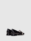 Sapatos com Fivela em Preto